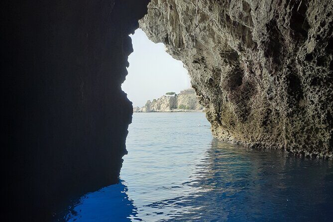 2-Hours Excursion to the Blue Grotto of Taormina in Isola Bella - Boat Comfort and the Prosecco Moment (Why the Ride Feels Good)