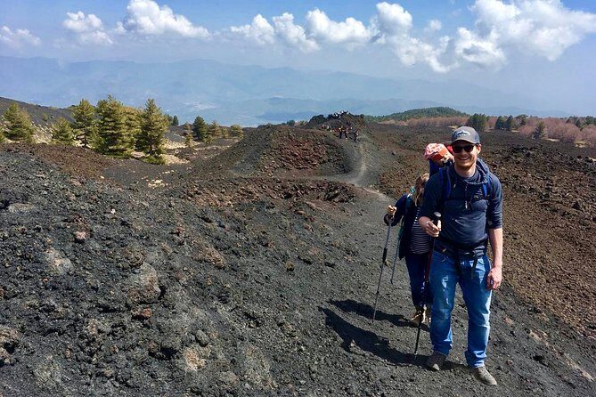 2002 Crater Excursion - Northern Etna - The hike: walking across the 2002 lava and the older craters