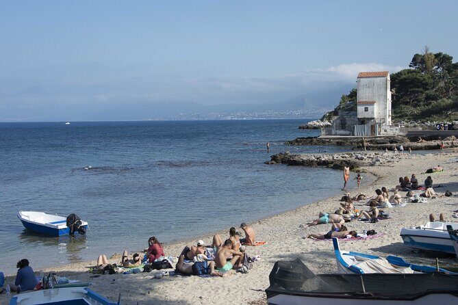 A shot in the heart of Palermo - English guidance and a private group pace