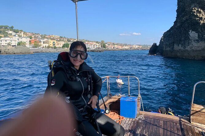 Aci Castello Immersioni per Subacquei Brevettati - Safety and Staffing: What “Decennial Experience” Means on Your Day