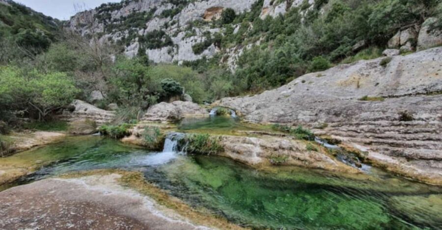 Avola: Cavagrande del Cassibile Reserve Hiking Tour - The 3-hour hiking route: canyon trails, groves, and macchia you can smell