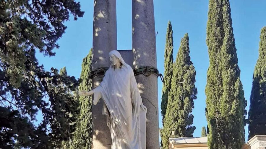 Beyond the veil: Catacombs and Cemeteries of Palermo - Camposanto di Santo Spirito: A Short Stop That Sets the Tone