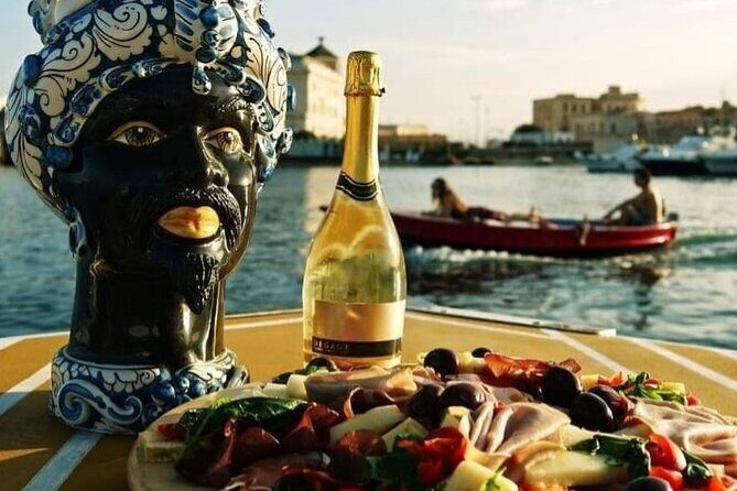 Boat Excursion to Ortigia with Typical Homemade Lunch - Why Ortigia by boat feels different than on land