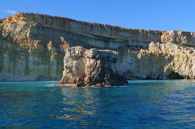 Boat Excursion to Ortigia with Typical Homemade Lunch - Sea caves on the north side of Syracuse and that coral-flower look
