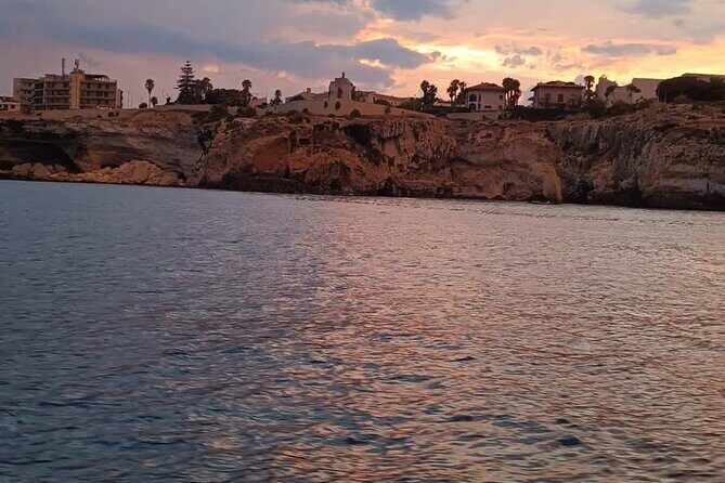 Boat tour Ortigia and Syracuse sea caves - Swimming opportunity and what to wear so it’s actually fun