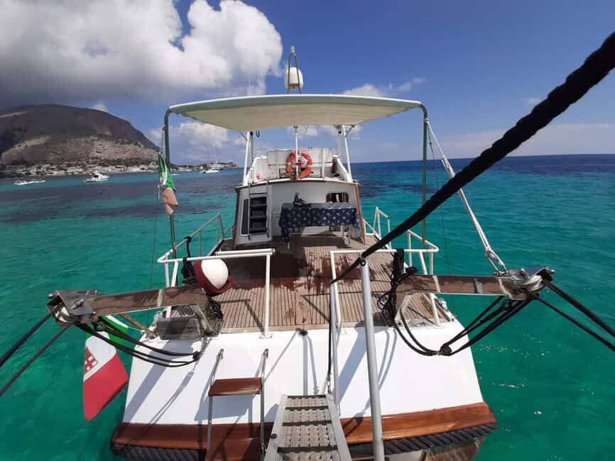 Boat trip Palermo - The sunset aperitif: typical Sicilian tastes, not a full meal
