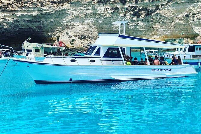 Boat trips with Zorro - Timing and the Core Route: 9.30 Departure to North-Coast Caves