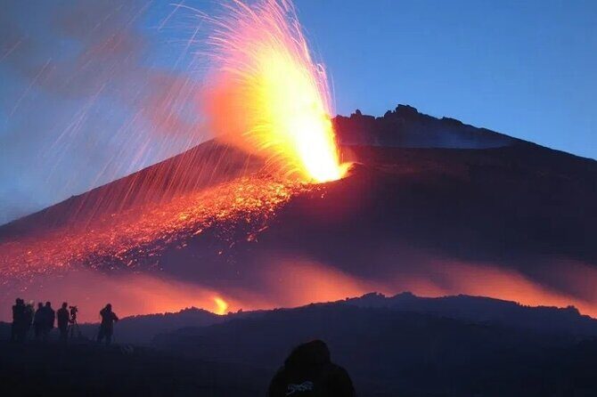 Bus Etna Experience of Italy - The bus ride itself: audio guide, safety focus, and a surprisingly big difference
