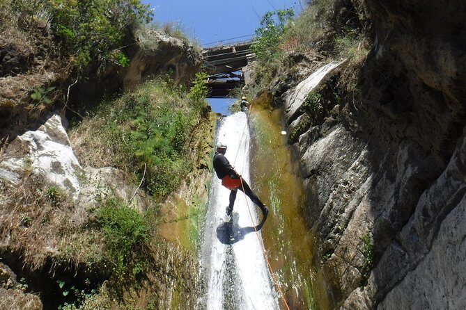 Canyoning at the foot of Etna - Canyoning at the foot of Etna: what “safe adventure” really means