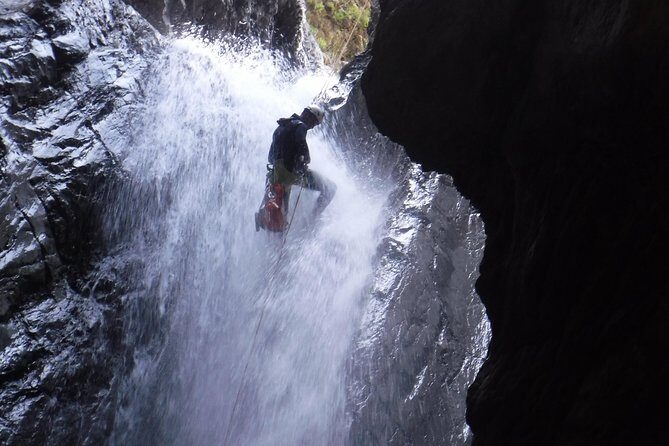 Canyoning at the foot of Etna - What to wear: swimsuit and towel, plus the gear that does the rest