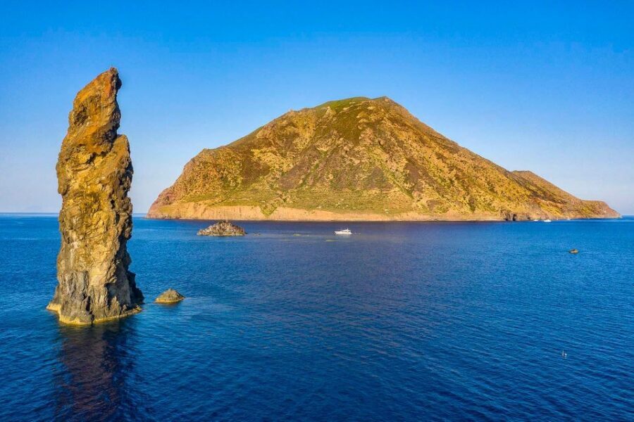 Capo d'Orlando: Mini-cruises to Lipari, Salina and Filicudi - Lipari in the plan: museum stops, cathedral vibes, and the island’s signature rocks
