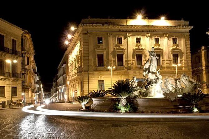 Catania (cathedral and via Etnea) - Syracuse Ortigia - Pickup, Air-Conditioned Comfort, and the Real Meaning of 8–11 Hours