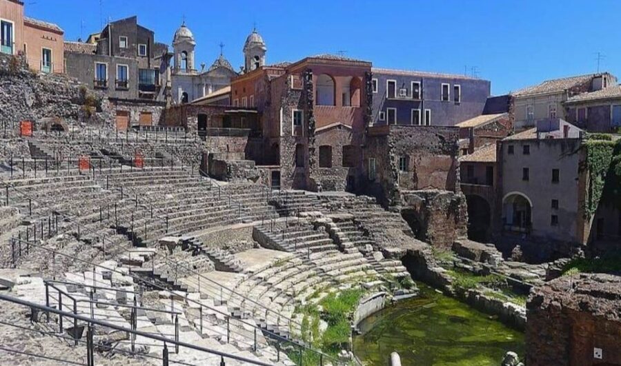 Catania: City Highlights Tour with Guide - Pescheria fish market: sights, smells, and what to do with it