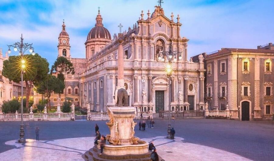 Catania: City Highlights Tour with Guide - Via Crociferi: San Benedetto and San Giuliano in one Baroque stretch