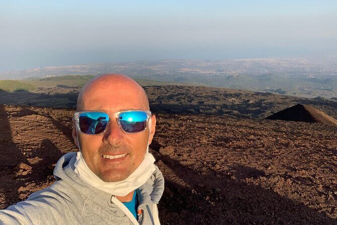 Catania: Etna Sunset Jeep Tour - Rifugio Casa del Vescovo: an extra stop for perspective