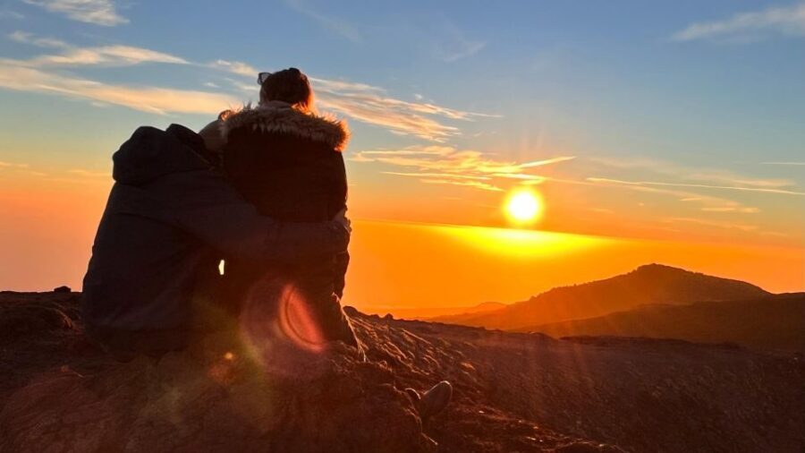 Catania: Etna Sunset Tour with Pickup and Drop-off - Guide impact: small-group energy and the names worth remembering