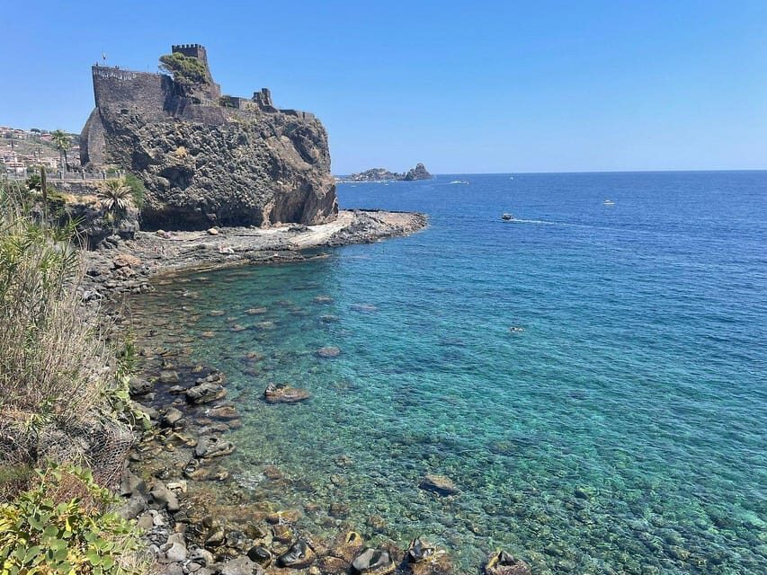Catania: Hop-On, Hop-Off Bus to Acicastello and Acitrezza - Who this is best for (and who should consider something else)