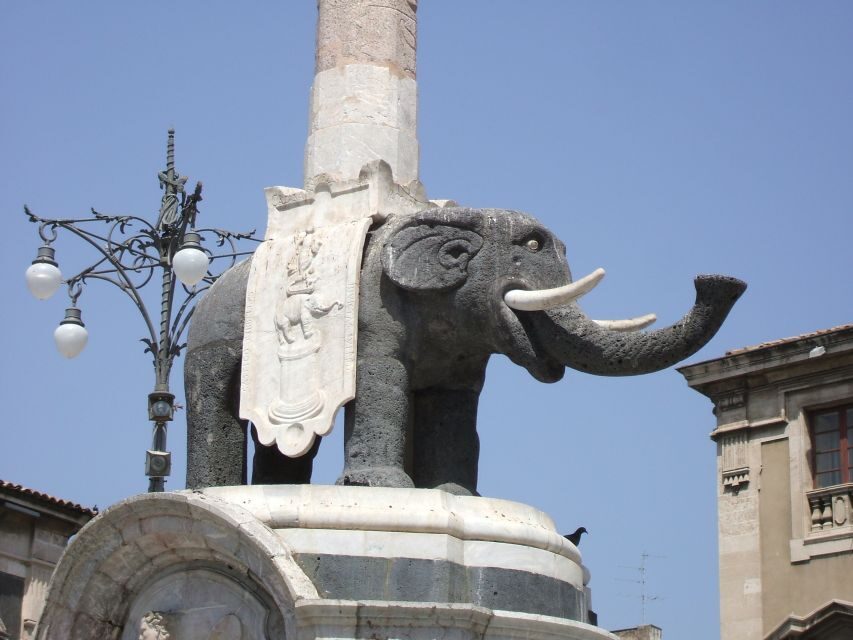 Catania: Private Tour with Arancino Tasting - Start at Piazza del Duomo and Follow the Baroque + Roman Trail