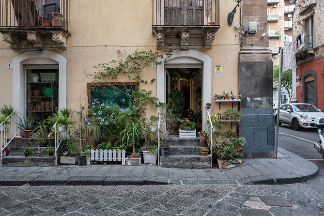 Catania Private Walking Tour with a Local - Starting at u Liotru: where your Catania day really begins