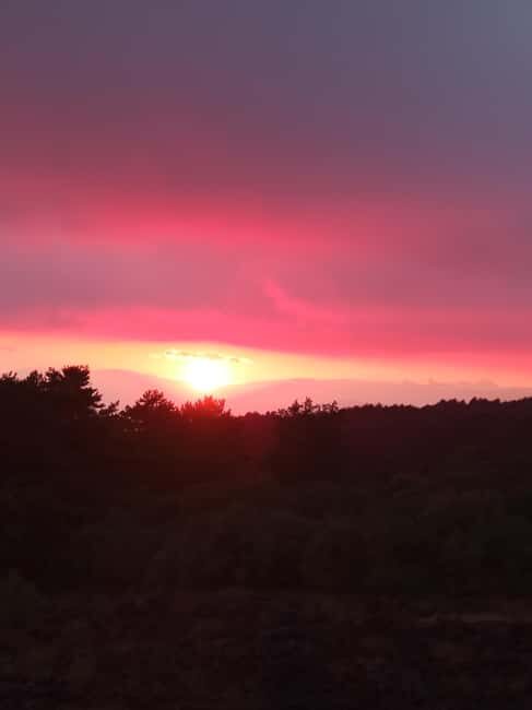 Catania: Sunset Trekking on Mount Etna with Wine Tasting - Valle del Bove caldera: seeing 64,000 years in one stop