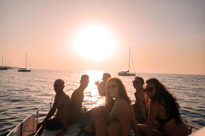 Cefalú Boat Tour with aperitif at sunset - Timing tips for a smoother sunset