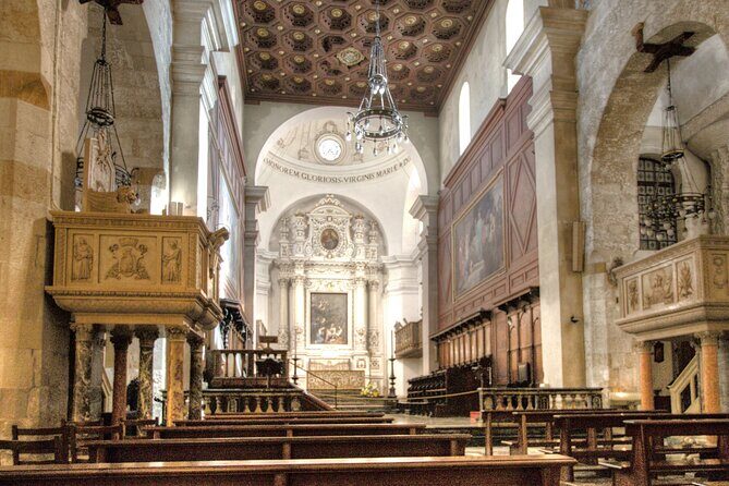 Classical Ortigia Guided Group Tour - Lungomare di Levante and Cala Rossa Sea-Time