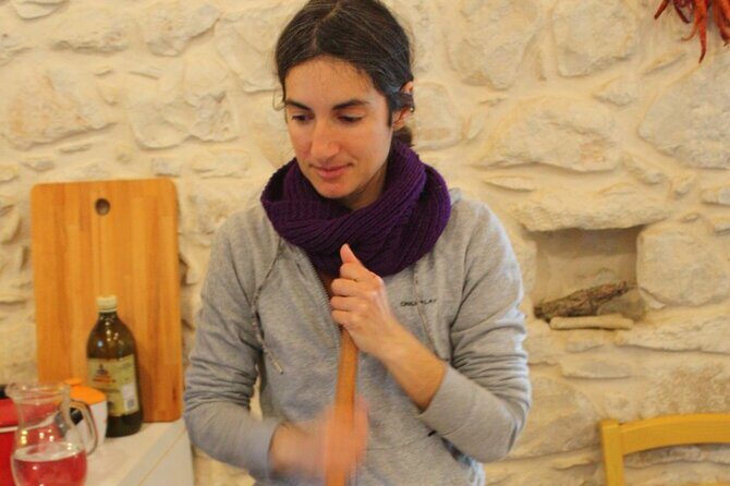 Cooking class in the countryside with Simona - Pasta time: dough, shapes, and Sicilian seasoning cues