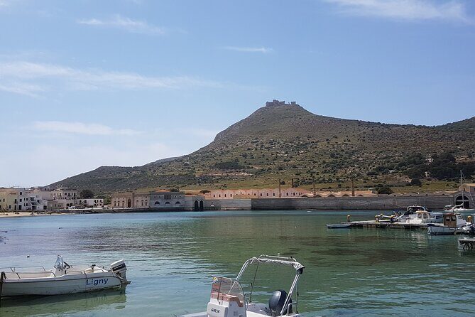 Cruise Favignana - Levanzo - Stop 3: Levanzo’s Quick Taste (And Why It Works)