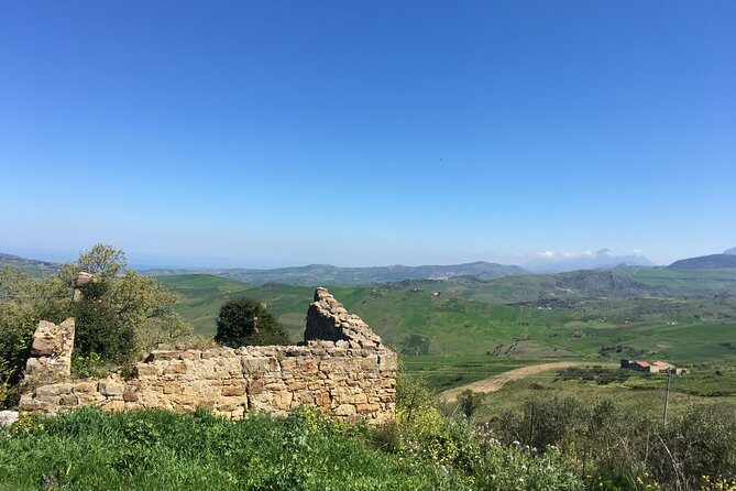 Daily Biking in the Rural Sicily - The countryside ride: hamlets, hills, and a ruined ghost town