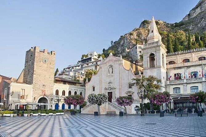 Daytrip from Messina port to Mount Etna & Taormina - Why the private driver setup is worth real money