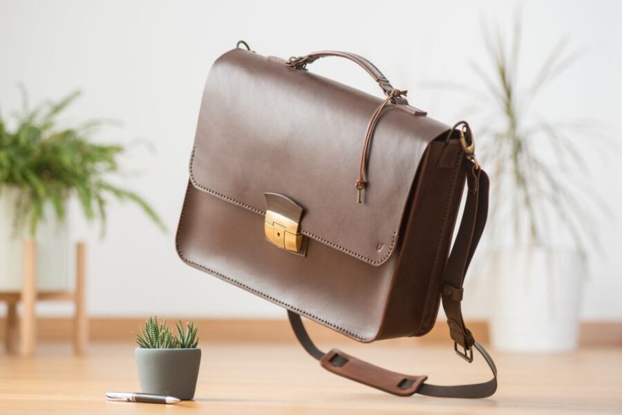 Design and Craft with Leather in Palermo - Meeting at Via Sant’Anna and Getting Oriented Fast