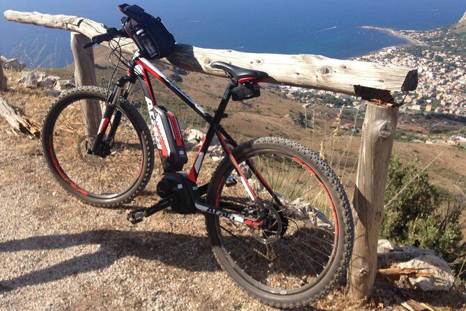 eMTB Rental in Palermo - Stops to aim for: center streets, seafront rides, and street-art time