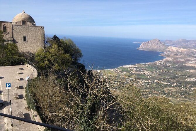 Erice walking-tour, the ancient village and local products (all incl) - Torre di Re Federico and the monastery ruins: history you can see