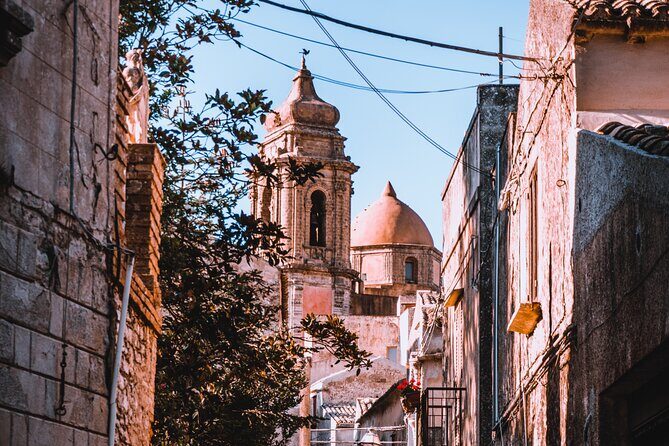 Erice walking-tour, the ancient village and local products (all incl) - Local products you can learn: pottery, the ancient carpet loom, and pastry fuel
