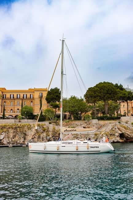 Escursione di mezza di giornata in barca a vela - Setting out from Marina di Villa Igiea SPA
