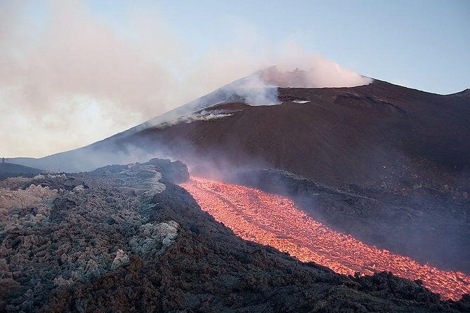 Etna and Taormina (departure from Syracuse area) - Oro d’Etna honey workshop: Zafferana Etnea flavor stop