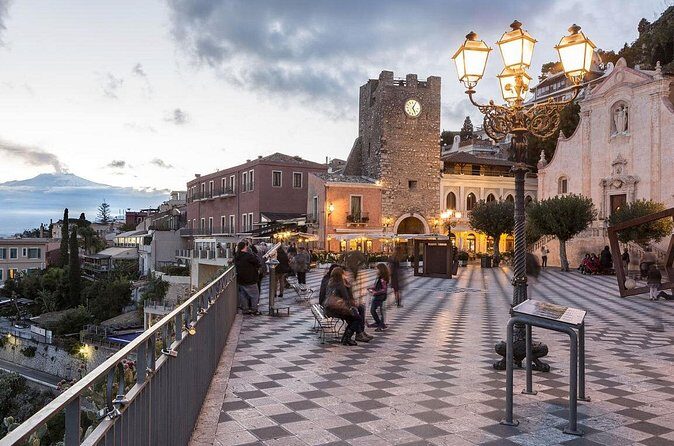 Etna and Taormina tour - Taormina enters at Porta Catania di Taormina: the walk starts with orientation