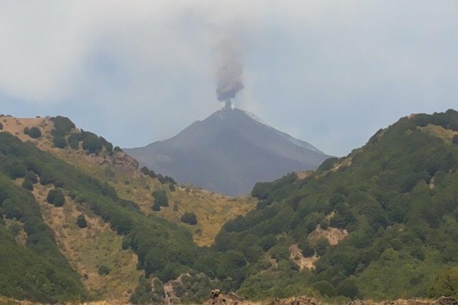 Etna and Taormina Tour from Messina harbour - Taormina in 2 Hours: Greek Theatre, Shops, and Garden Views