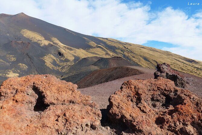 Etna and Taormina Tour - Pickup Time 08:30 from your Hotel - Guide coverage, language shifts, and the small-group advantage