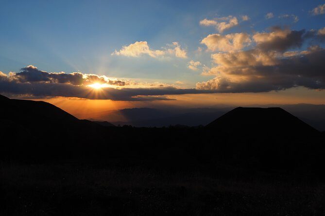 Etna at sunset - 4x4 tour with Sicilian sweet aperitif - Dress, shoes, and the one thing that can make or break your comfort