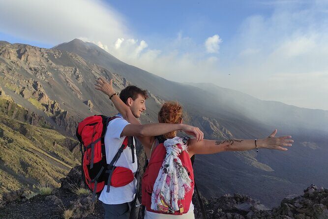 Etna by Jeep: Exploring Craters and Lava Caves and Etna Wines - Stop 1 on Etna: the 2001 eruptive vent, fumaroles, and crater walls
