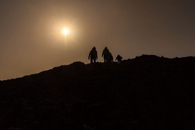 ETNA CENTRAL CRATER EXCURSION (3,345 m a.s.l.) - The pace: moderate fitness, real walking, cold wind potential