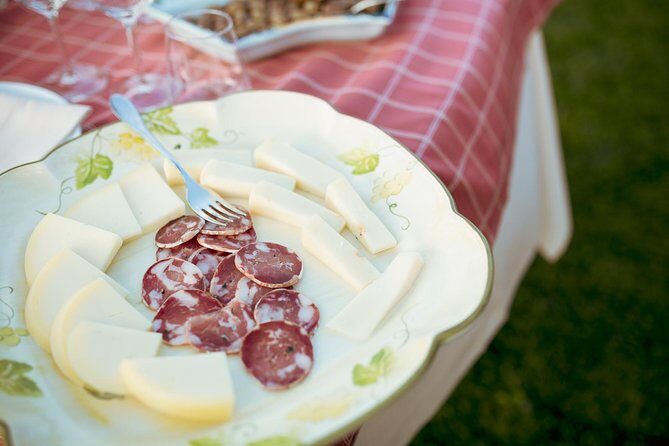 Etna Countryside Food & Wine Lovers Tour (Small Group or Private) - Small Group (Up to 8): The Advantage You Feel in Conversation