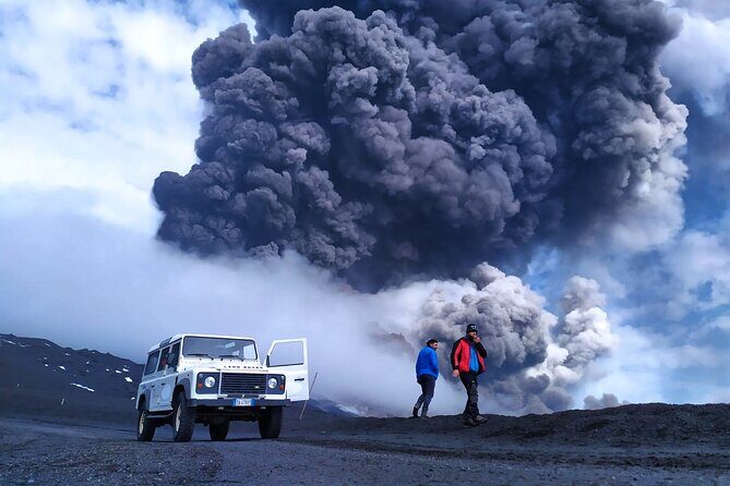 Etna excursion 3000 meters with 4x4 cable car and Trekking - Stop 4 and 5: Summit Craters, Gas Plumes, and the Cable Car Return by Bar Funivia