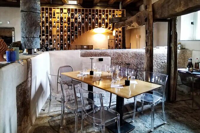 Etna excursion and wine tasting with Sicilian lunch - Grotta dei Ladroni: The Lava-Tunnel Moment