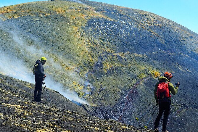 Etna Summit Craters in 4x4 and Trekking - Clothing and comfort plan for summit altitude
