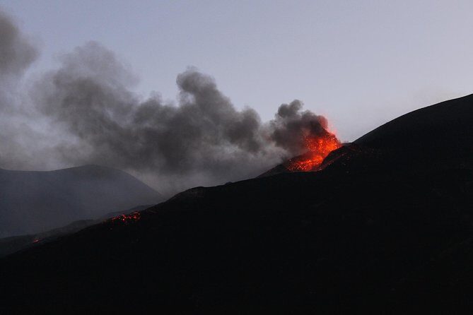 Etna & Taormina from Catania - The cave visit (Grotta dei Ladroni or Cassone) and winter safety rules