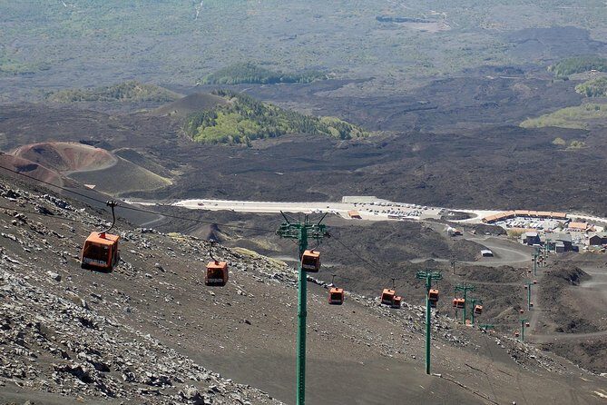 Etna & Taormina: Tasting, Cable car & off road to 2920m - Pickup in Catania: how the day stays stress-free