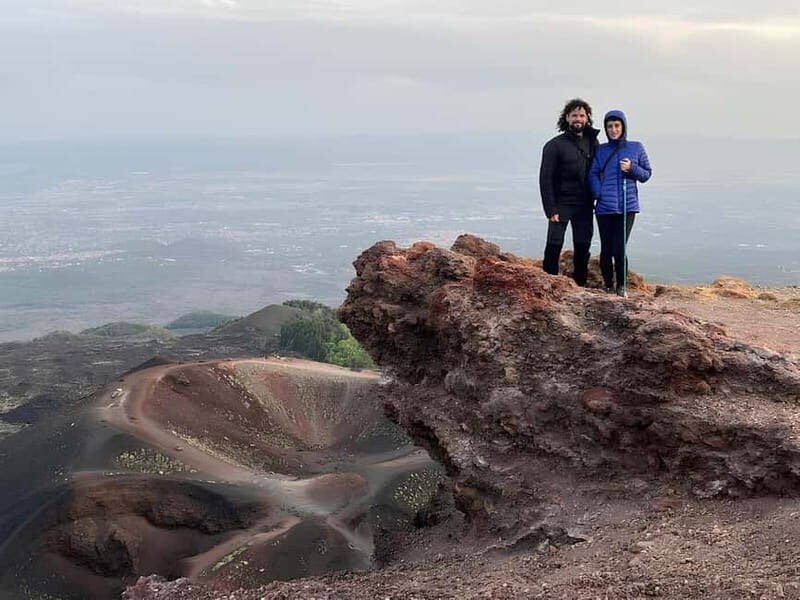 ETNA: TOUR GUIDATO DELL'ETNA CON PRELIEVO DA CATANIA - Rifugio Sapienza and the 2000-meter hike on extinct craters