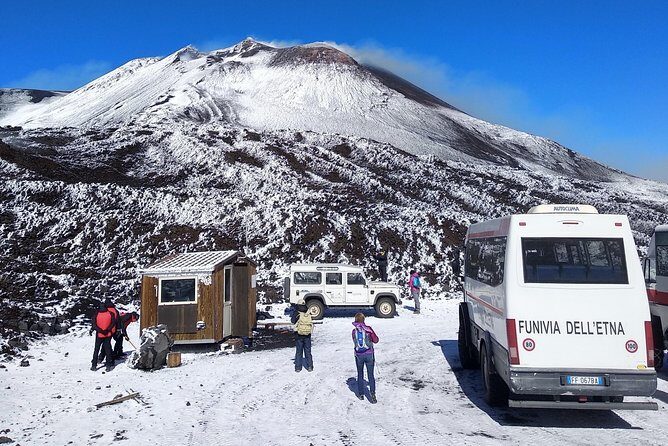 Etna Tour - HalfDay Small Group & licensed Tour Guide - Cratere Silvestri and the €5 small-crater rule